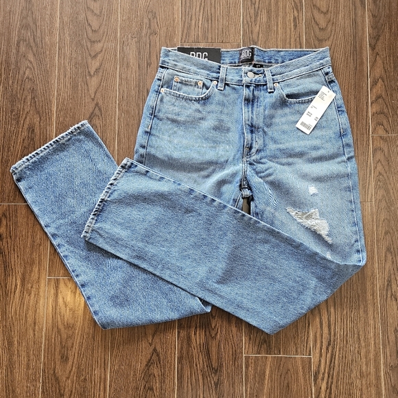 Urban Outfitters BDG Bootcut Distressed Light Wash Jeans Size 27 - Picture 1 of 12